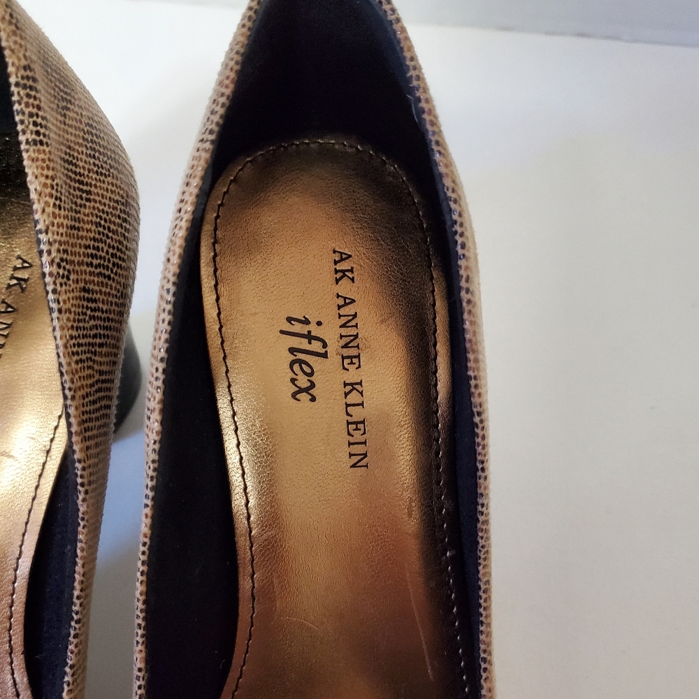 Anne Klein iflex "Fannon" Animal Print Fabric Pumps Block Heels, Size 7.5 - Picture 8 of 12